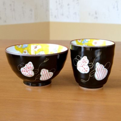 画像3: 百寿のお祝い 無病息災を願った縁起物ギフト 有田焼 湯呑み 茶碗 飯碗 セット 六瓢色彩 赤 百寿熨斗・メッセージカード付き 木箱入り