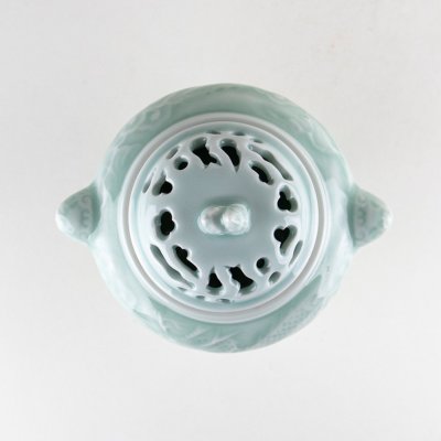 画像5: 青磁龍彫 三つ足香炉(木箱入)