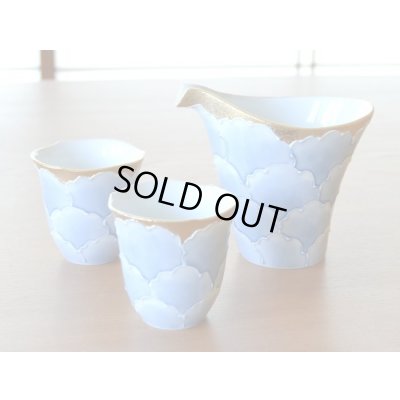 画像2: 金濃牡丹 片口半酒器セット（木箱入）