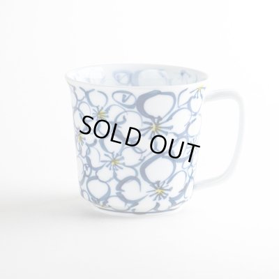 【有田焼】ロマン　軽々マグカップ