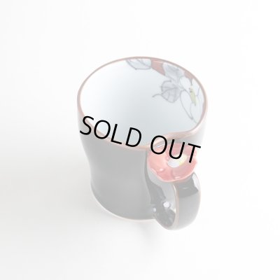 画像4: 【名入れ・名前入り】花絵蒔（赤） マグカップ