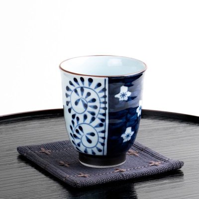 画像6: 梅濃唐草 (青)湯呑