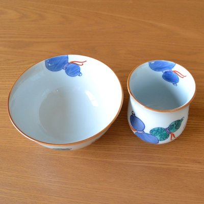 画像5: 卒寿のお祝い 無病息災を願った縁起物ギフト 有田焼 湯呑み 茶碗 飯碗 セット 鍋島六瓢 青 メッセージカード付き・卒寿のし付き 木箱入り