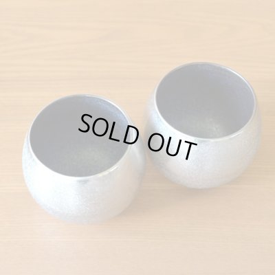 画像4: 銀婚式 プレゼント 有田焼 ロックグラス ペアー 銀彩しずく ロックカップ のし・メッセージカード付き 木箱入り