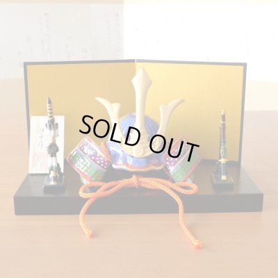 画像2: 日本のお土産 おみやげ 海外へのおみやげ 日本人形 侍 兜 かぶと 伝統工芸品 有田焼 勇将 置物 飾り オブジェ 陶器 日本製