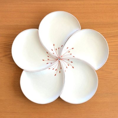 画像3: 日本のお土産 おみやげ 海外へのおみやげ 伝統工芸品 食器 有田焼 梅花びら白 和皿 セット 陶器 日本製