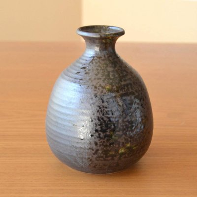 画像4: 退職祝い 酒器セット とっくり おちょこ セット 陶器 日本酒用 おしゃれ 有田焼 徳利1個 ぐい呑み2個セット 炎華 感謝を込めた木箱入りギフト