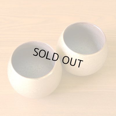 画像4: 金婚式 プレゼント 有田焼 ロックグラス ペアー 金彩しずく ロックカップ のし・メッセージカード付き 木箱入り