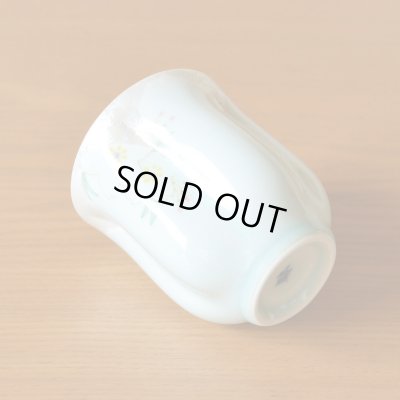 画像5: 名入れ 百寿祝い 百歳 男性 プレゼント 桜の花びら形になる 湯呑み 有田焼 華の舞 薄緑 メッセージカード付き 長寿の木箱入り