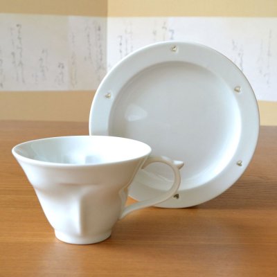 画像4: 結婚祝い プレゼント 有田焼 ハートの形が浮かび上がる コーヒー カップ&ソーサー ペアー ハートinクローバー クリア のし・メッセージカード付き